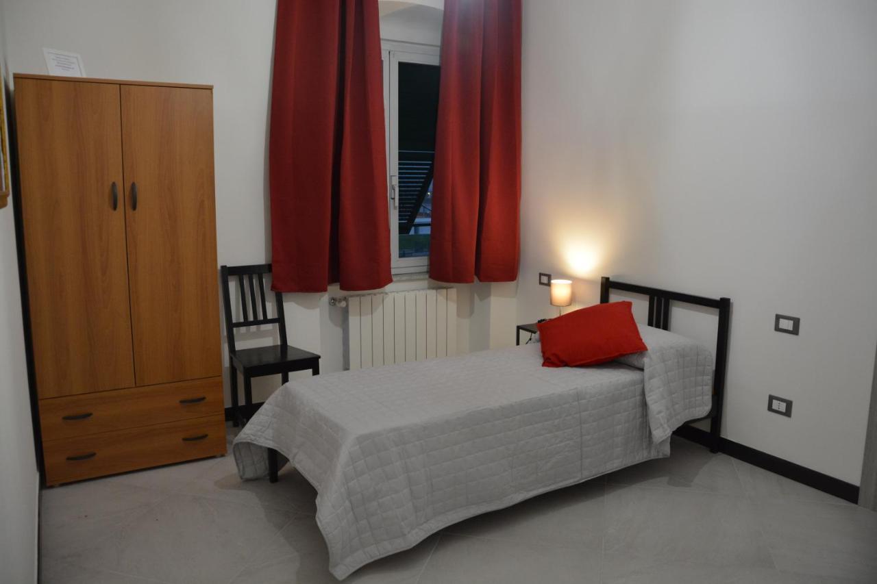 Casa Dei Nonni Bed & Breakfast Genoa Bagian luar foto